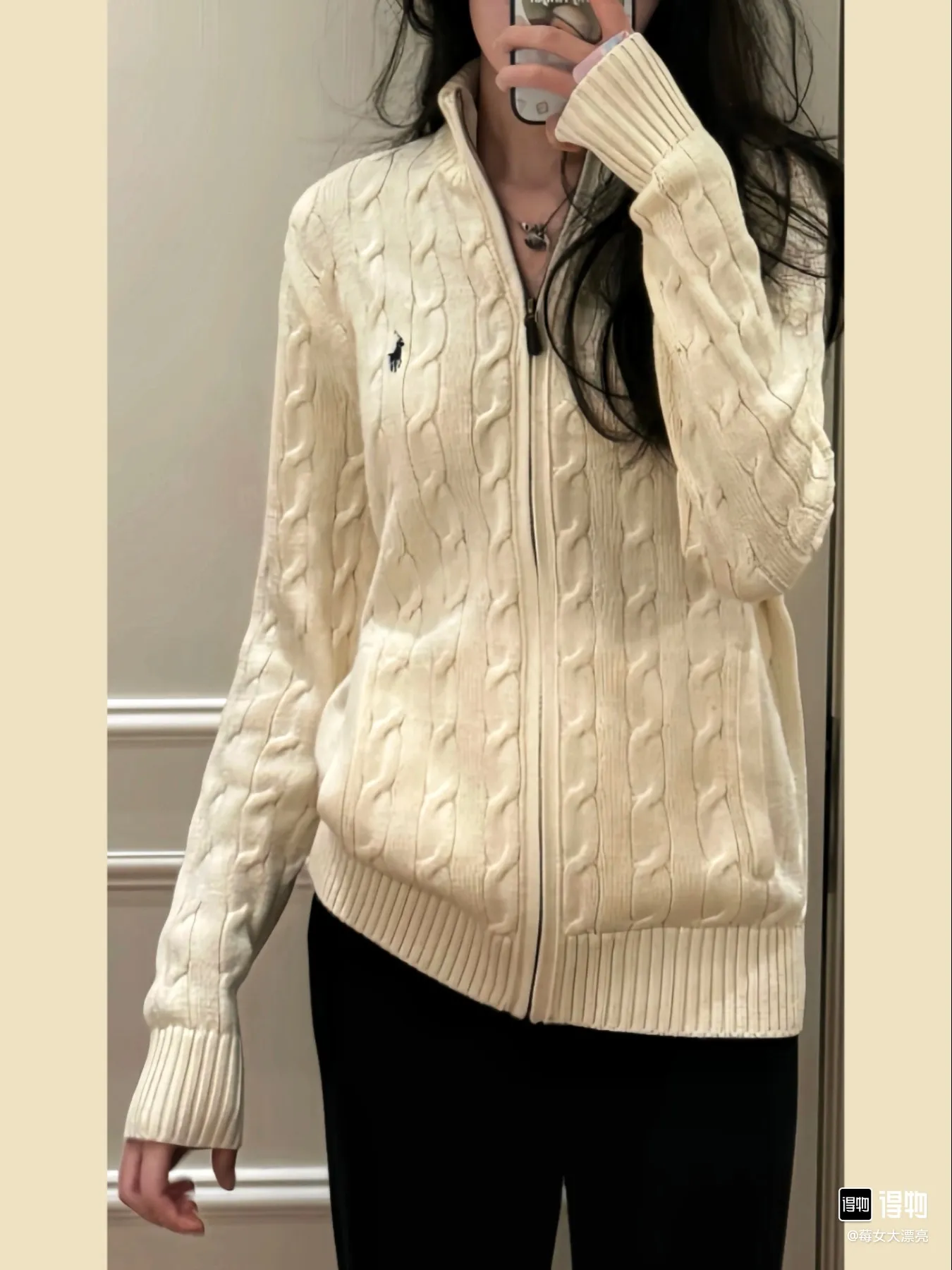 P300 Style No. D07) The top version on the market in 2025 Ralph Lauren #ootddailywear #Autumn and winter sweater #Knitted sweater outfit #ralph lauren sweater #Can be worn by both men and women [Star R] Finally waited until the Ralph men’s twist sweater half-zip bra top was put on and it’s finally here! The hottest half-zip sweater! Limited editions every year, there won’t be many models in the store! Ralph Lauren Men's Half-Zip Twist Sweater [Fire R] The shape is really nice. It can be worn alone or as a jacket. It can be worn inside or outside, or it can be worn inside with a shirt ~ 100% pure cotton #Practical Wear Colors: off-white, navy blue, khaki, gray, size S to XL
